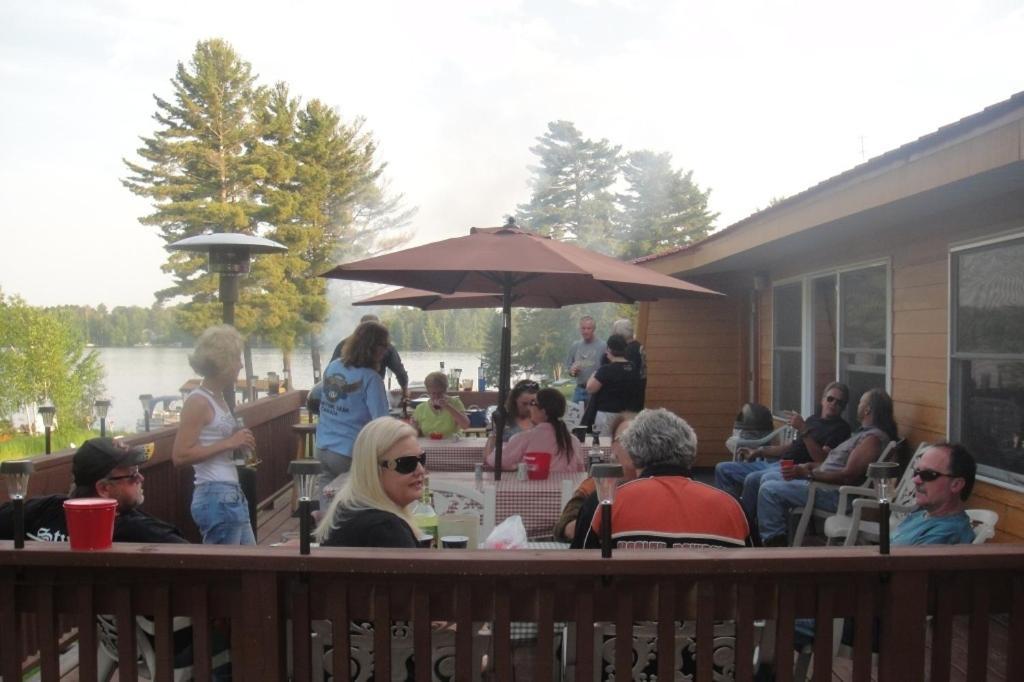 Hiawatha Lodge Inn Eagle River Esterno foto