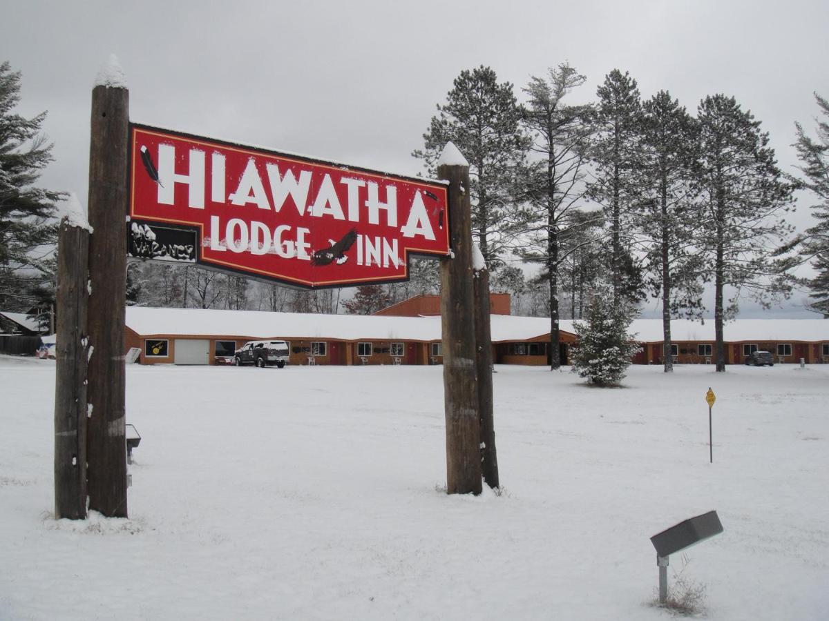 Hiawatha Lodge Inn Eagle River Esterno foto