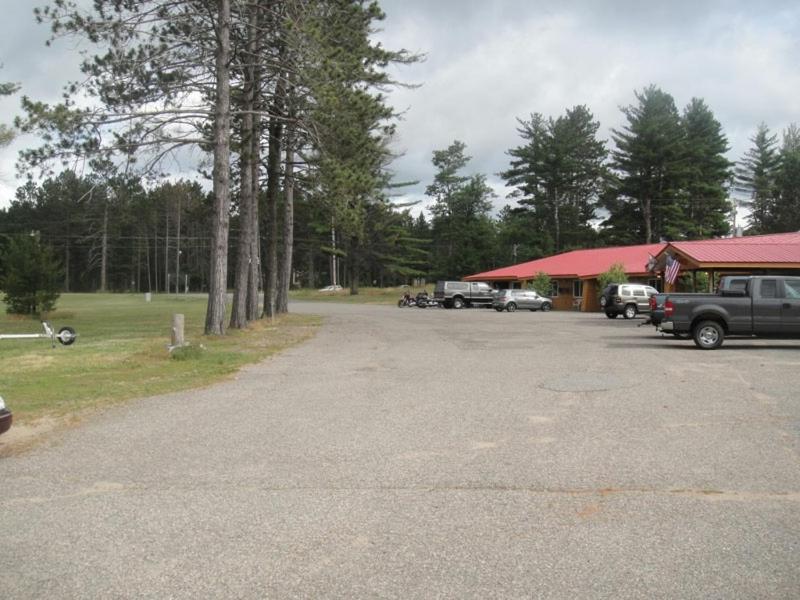 Hiawatha Lodge Inn Eagle River Esterno foto