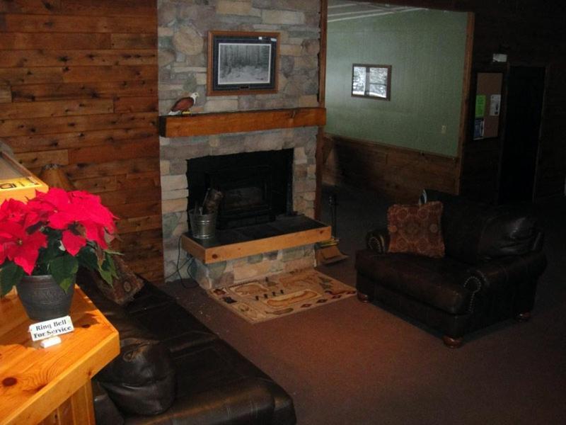Hiawatha Lodge Inn Eagle River Esterno foto