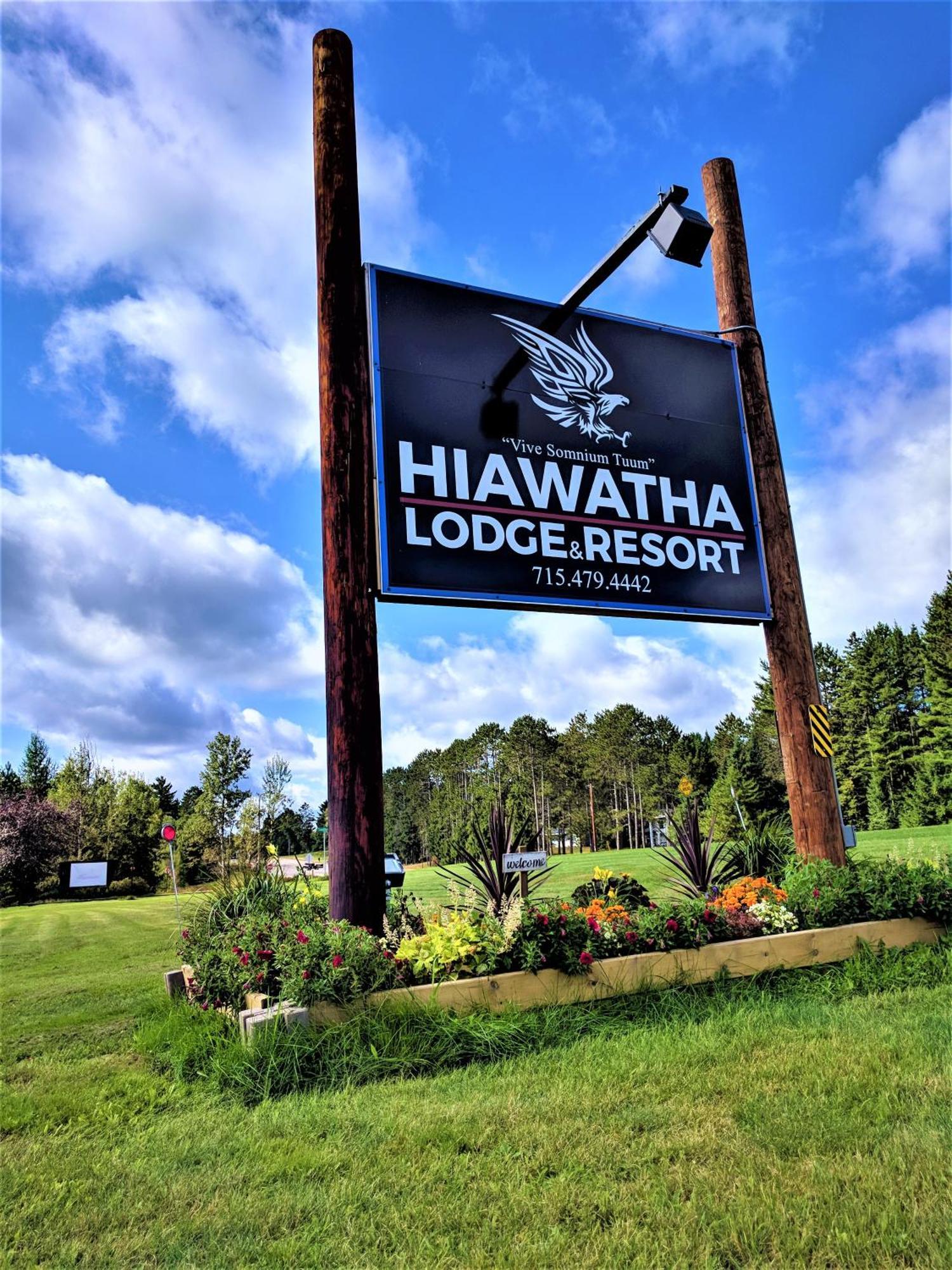 Hiawatha Lodge Inn Eagle River Esterno foto